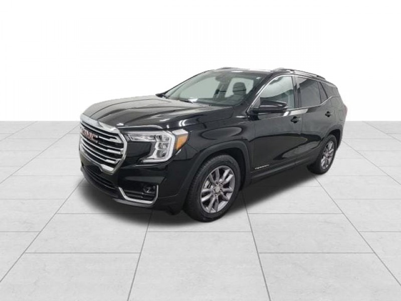 Used 2023 GMC Terrain SLT