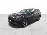 Used 2023 Toyota Highlander XLE