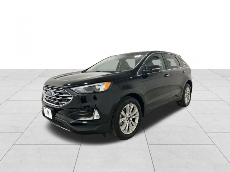 Used 2022 Ford Edge Titanium