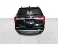 Used 2023 GMC Acadia SLT