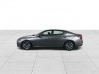 Used 2023 Nissan Altima 2.5 SV