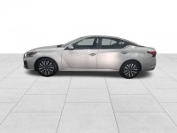 Used 2023 Nissan Altima 2.5 SV