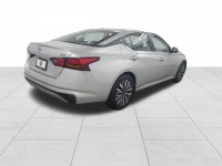 Used 2023 Nissan Altima 2.5 SV