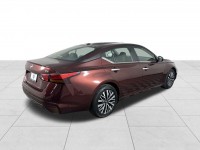 Used 2023 Nissan Altima 2.5 SV
