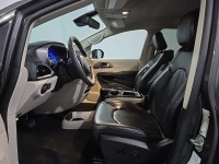 Used 2023 Chrysler Pacifica Touring L