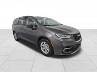 Used 2023 Chrysler Pacifica Touring L