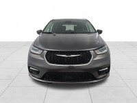Used 2023 Chrysler Pacifica Touring L