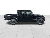 Used 2023 Jeep Gladiator Overland