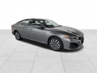 Used 2023 Nissan Altima 2.5 SV