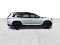 Used 2023 Jeep Grand Cherokee Altitude