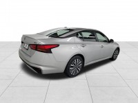 Used 2023 Nissan Altima 2.5 SV