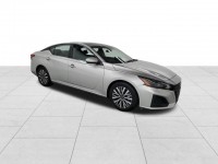 Used 2023 Nissan Altima 2.5 SV
