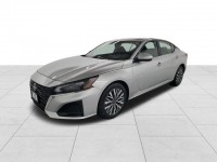 Used 2023 Nissan Altima 2.5 SV