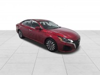 Used 2023 Nissan Altima 2.5 SV