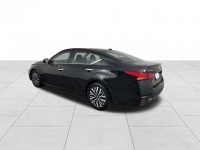 Used 2023 Nissan Altima 2.5 SV