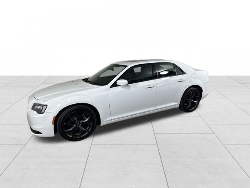 Used 2023 Chrysler 300 S