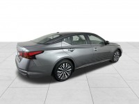 Used 2023 Nissan Altima 2.5 SV