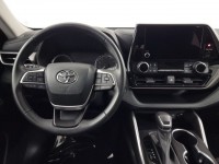 Used 2023 Toyota Highlander LE