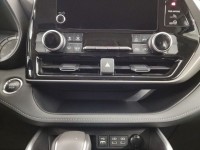Used 2023 Toyota Highlander LE