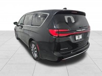 Used 2023 Chrysler Pacifica Plug-In Hybrid Touring L