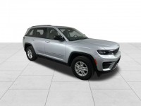 Used 2023 Jeep Grand Cherokee Laredo