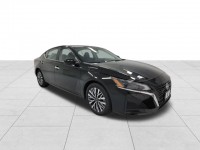 Used 2023 Nissan Altima 2.5 SV
