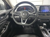 Used 2023 Nissan Altima 2.5 SV