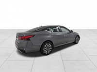 Used 2023 Nissan Altima 2.5 SV