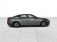 Used 2023 Nissan Altima 2.5 SV