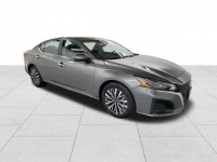 Used 2023 Nissan Altima 2.5 SV