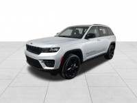 Used 2023 Jeep Grand Cherokee Laredo