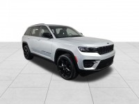 Used 2023 Jeep Grand Cherokee Laredo