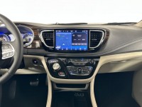 Used 2023 Chrysler Pacifica Limited