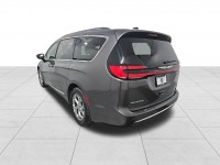 Used 2023 Chrysler Pacifica Limited