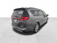 Used 2023 Chrysler Pacifica Limited