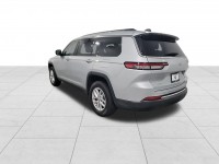 Used 2023 Jeep Grand Cherokee L Laredo