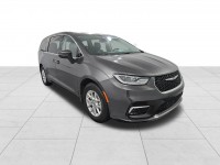 Used 2023 Chrysler Pacifica Touring L
