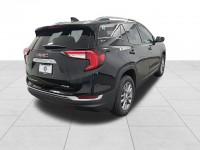 Used 2024 GMC Terrain SLT