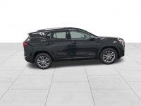 Used 2024 GMC Terrain SLT