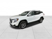 Used 2024 GMC Terrain SLT
