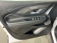 Used 2024 GMC Terrain SLT
