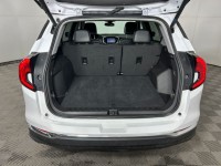 Used 2024 GMC Terrain SLT