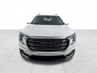 Used 2024 GMC Terrain SLT