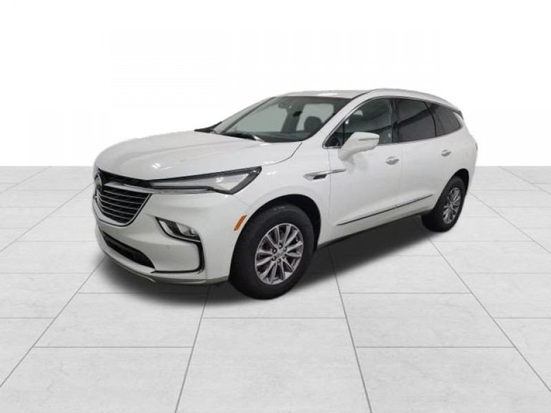 Used 2024 Buick Enclave Premium Group