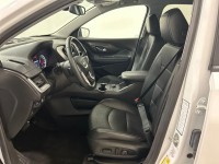 Used 2024 GMC Terrain SLT