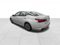 Used 2024 Nissan Altima 2.5 SV