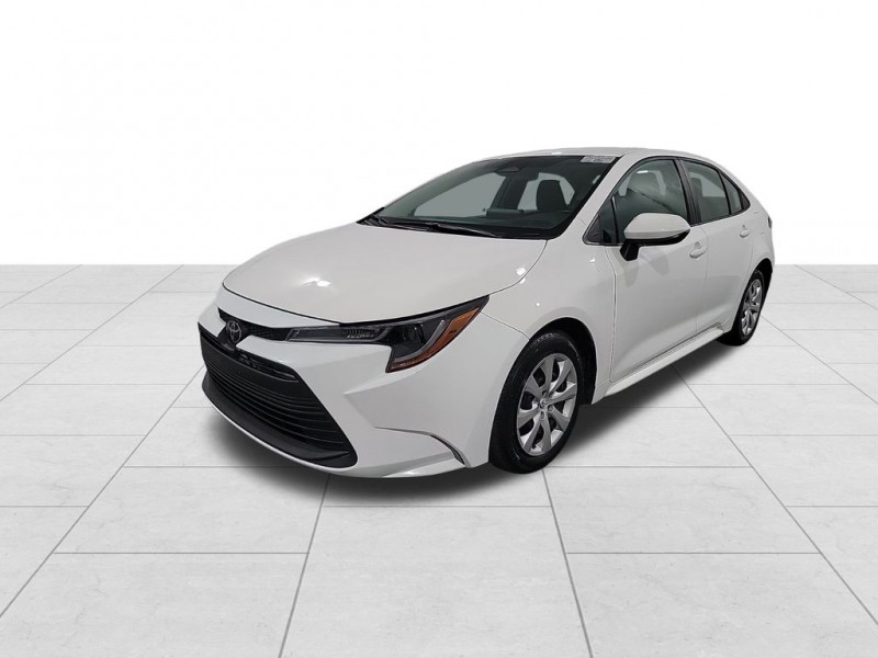 Used 2024 Toyota Corolla LE