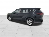 Used 2024 Toyota Highlander LE