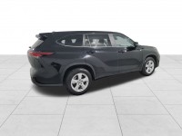 Used 2024 Toyota Highlander LE