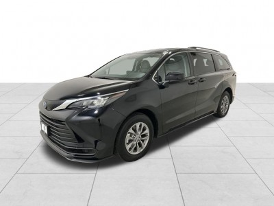 Used 2024 Toyota Sienna LE